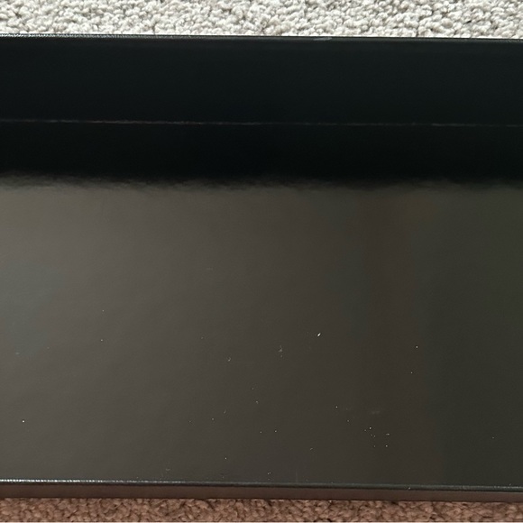 Chanel Box with Camellia and Ribbon - Picture 8 of 8